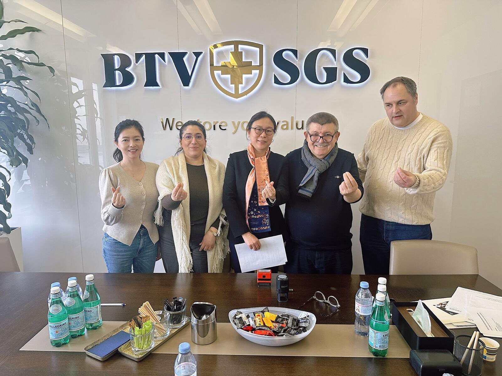 Andranik Ghazarian — Andranik Ghazarian with the FINAIS team and partners in the offices of BTV SGS.